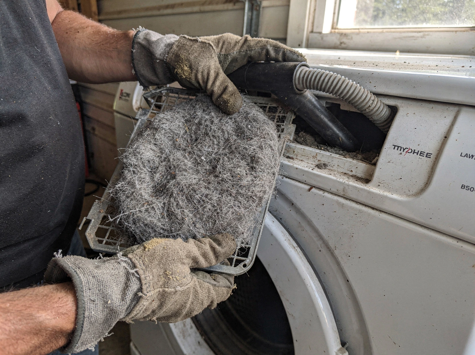 Cleaning Dryer Lint Trap service in Rancho Cucamonga, CA